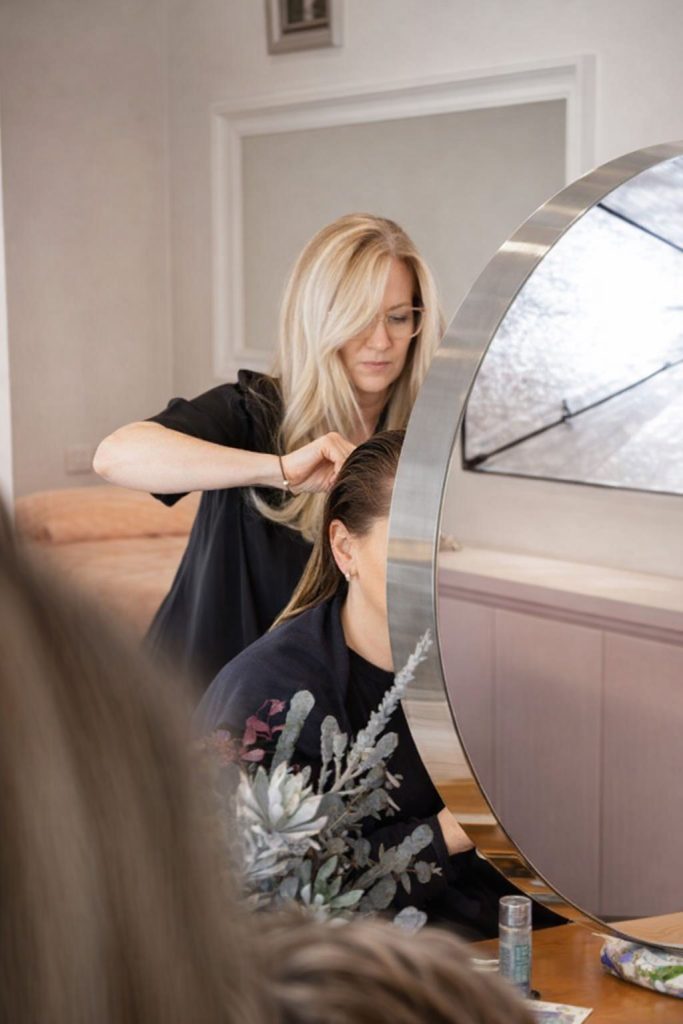 Salon local hair style